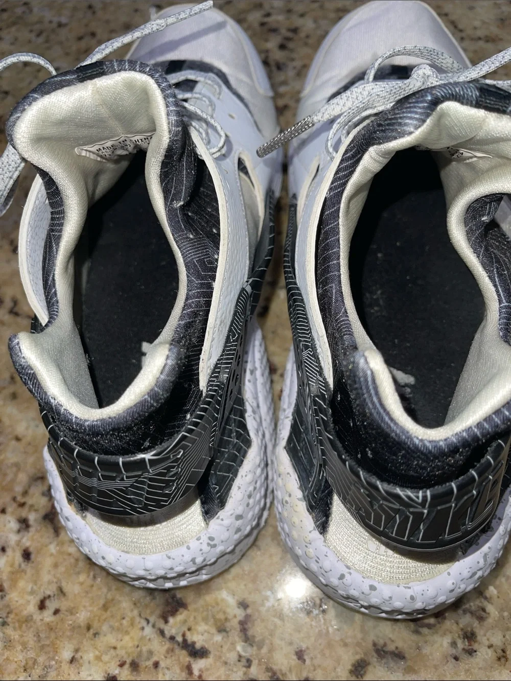 Nike Air Huarache White and Black Sneakers
